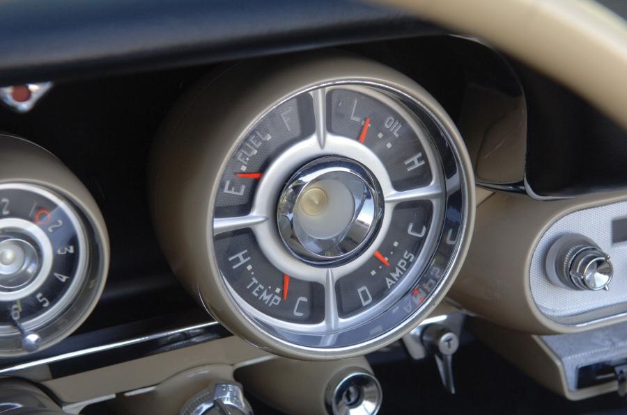  Chrysler 300C Convertible 1957 года  (фото 33 из 39)